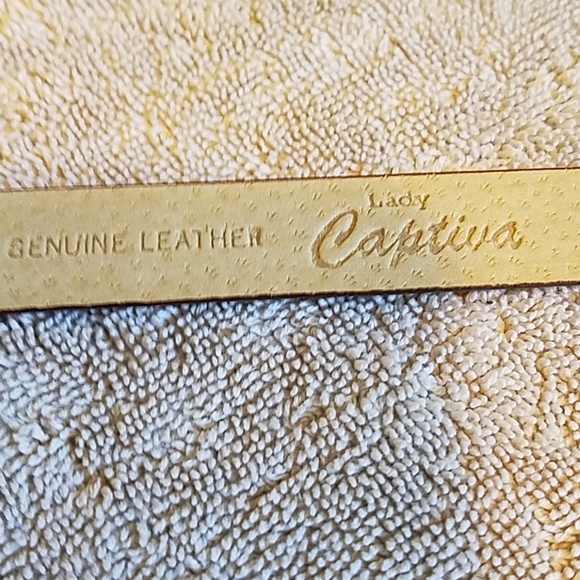 NWT Captiva collectables women's sz M belt - Picture 4 of 4